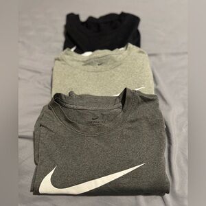 Boys Nike dri fit shirt bundle (3) size large.